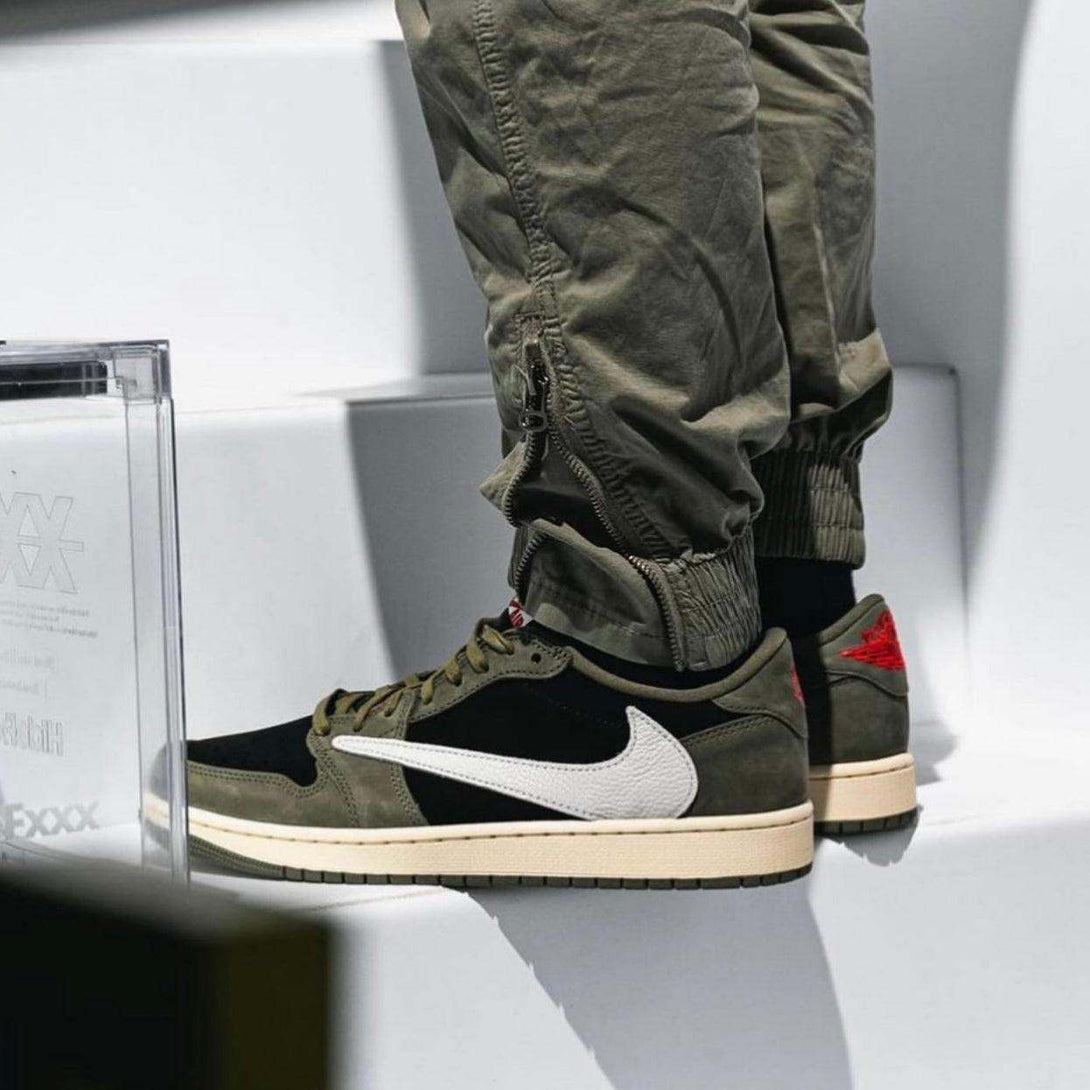 Travis Scott x Air Jordan 1 Low Black Olive - MAGIC CITY